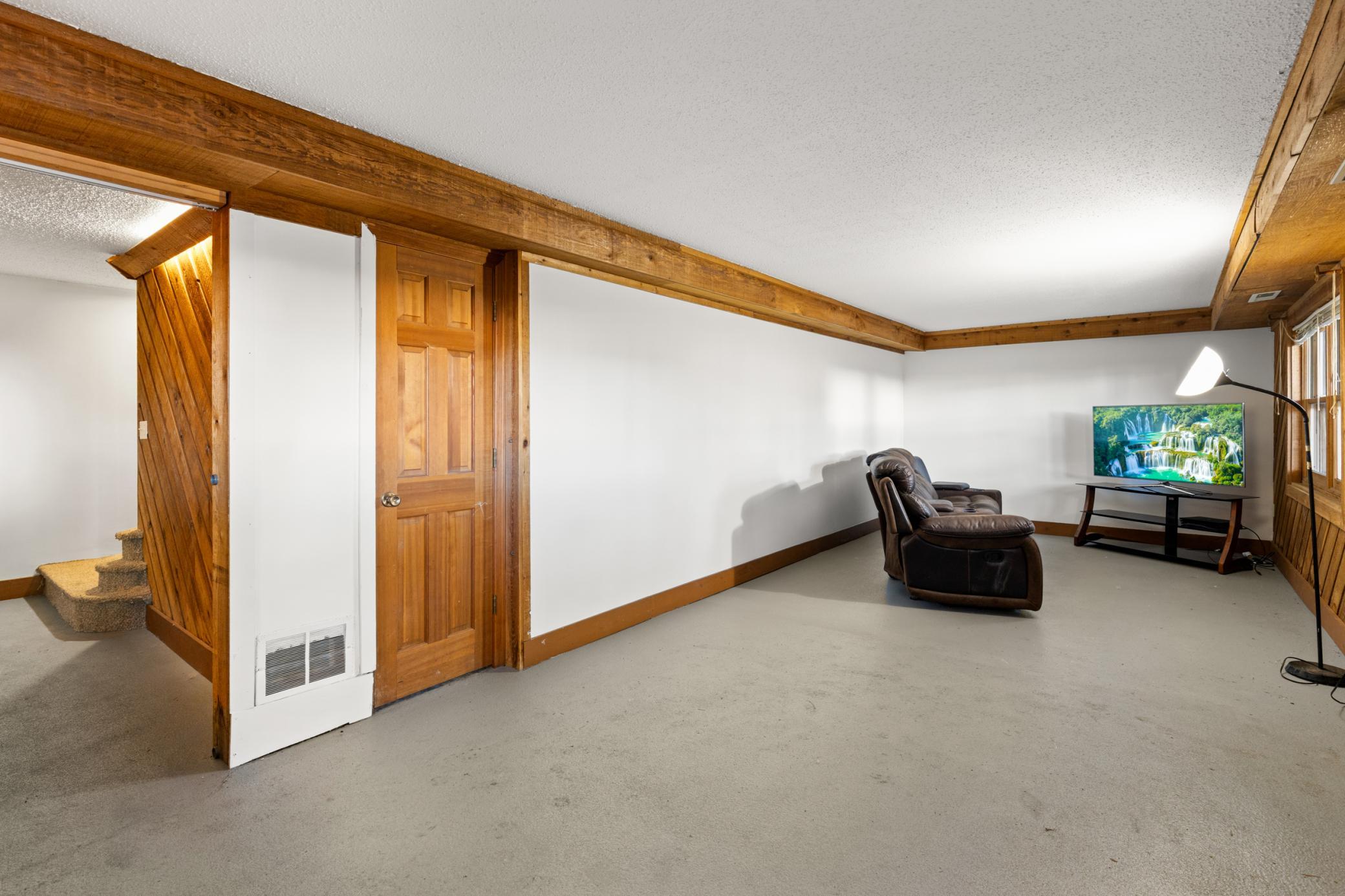 2904 Silver Lake Court Ne Property Photo 24