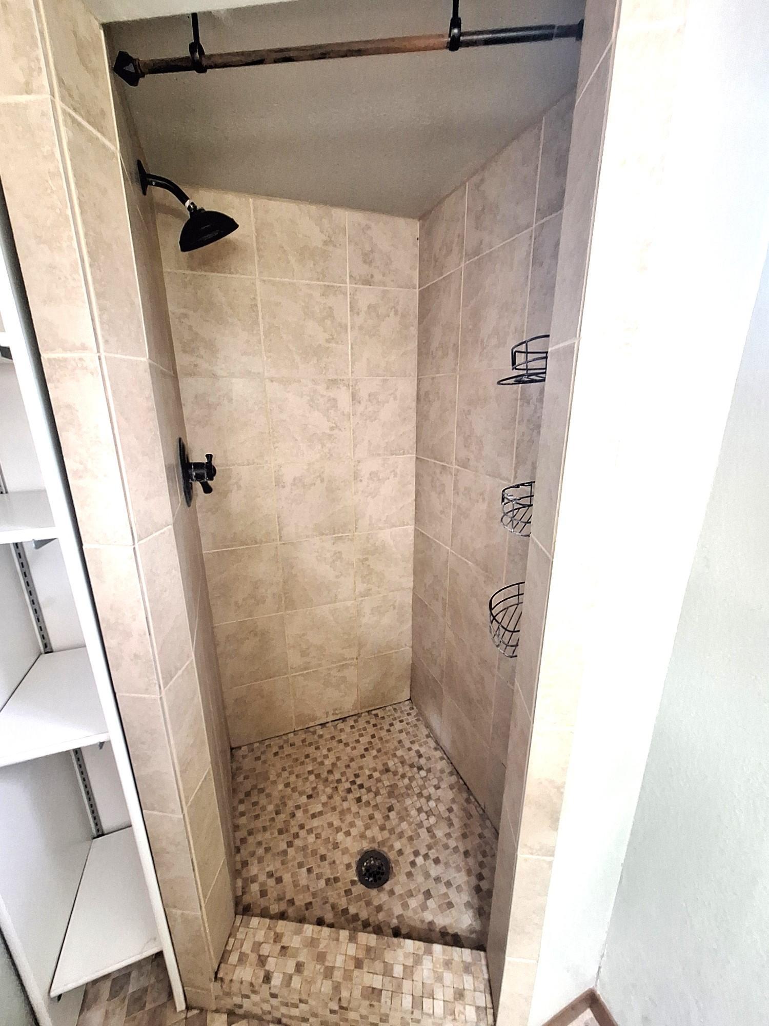 911 Emmerling Avenue Property Photo 18