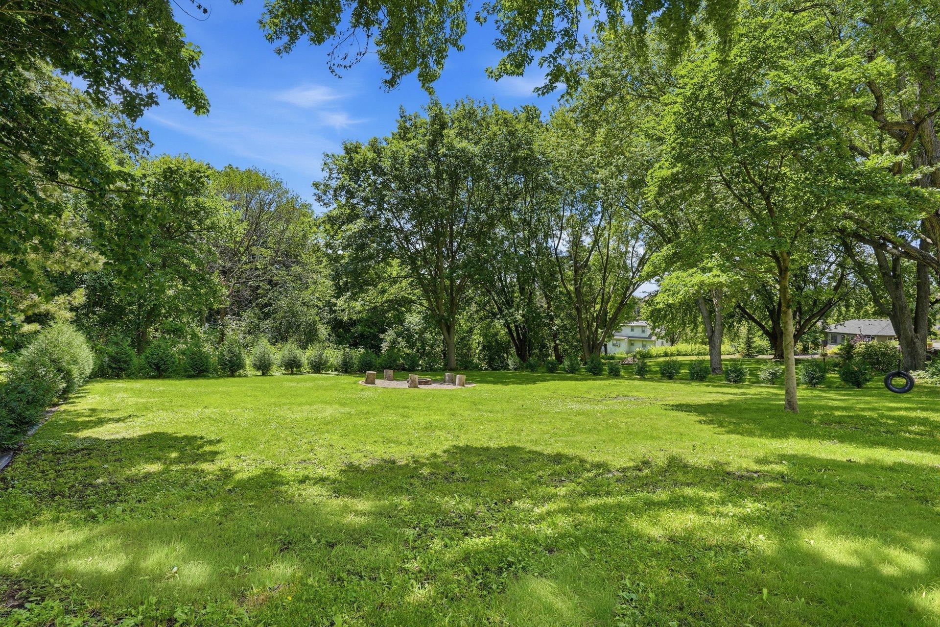 6525 Maple Drive Property Photo 4
