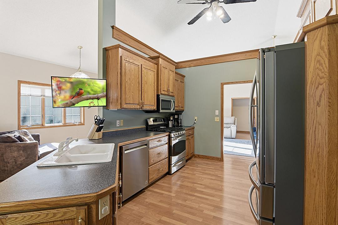 11 Moon Circle Property Photo 10