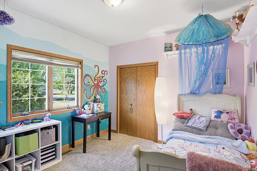 11 Moon Circle Property Photo 14