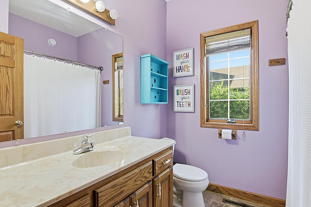 11 Moon Circle Property Photo 16