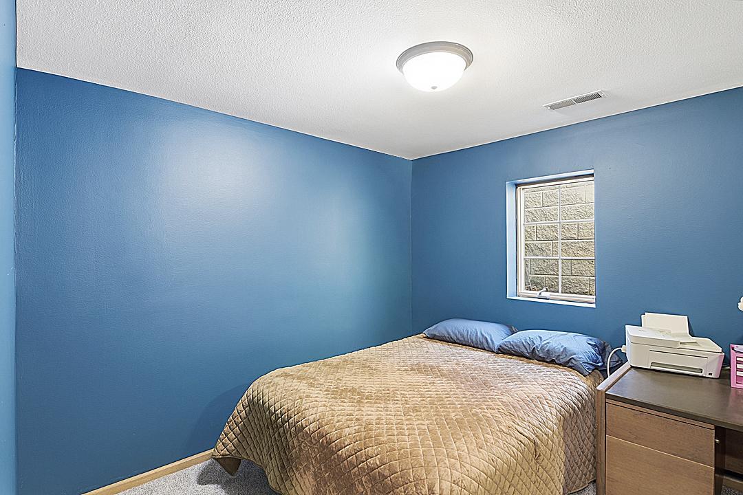 11 Moon Circle Property Photo 17