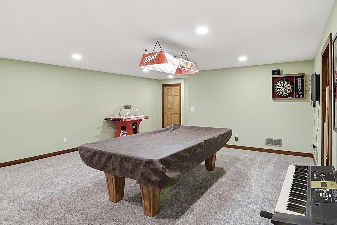11 Moon Circle Property Photo 26