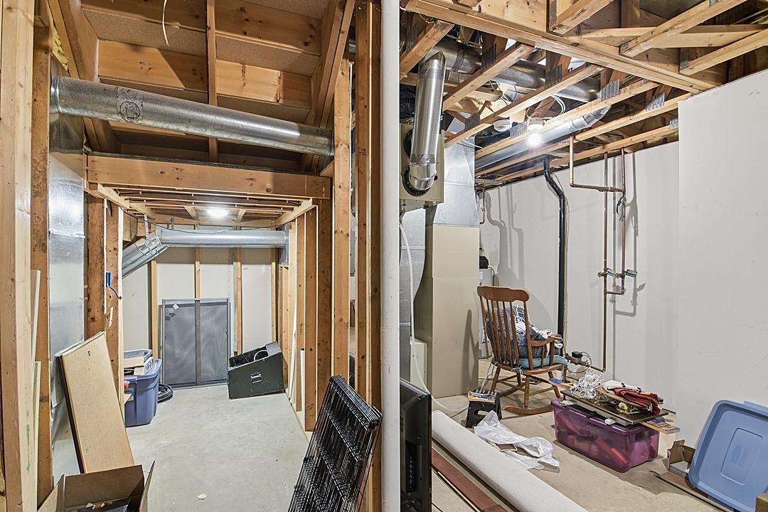 11 Moon Circle Property Photo 33