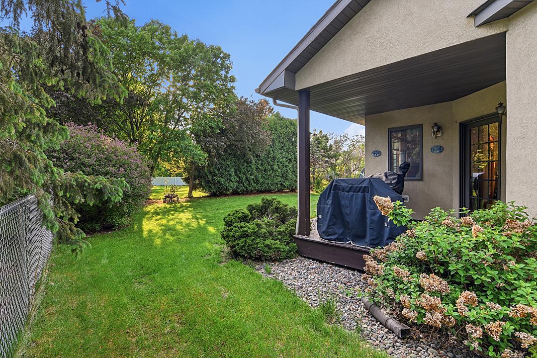 11 Moon Circle Property Photo 36