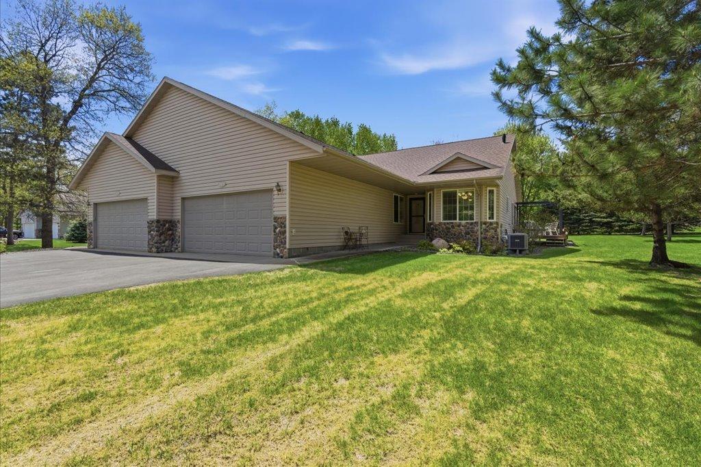 24175 White Pine Drive Property Photo 2