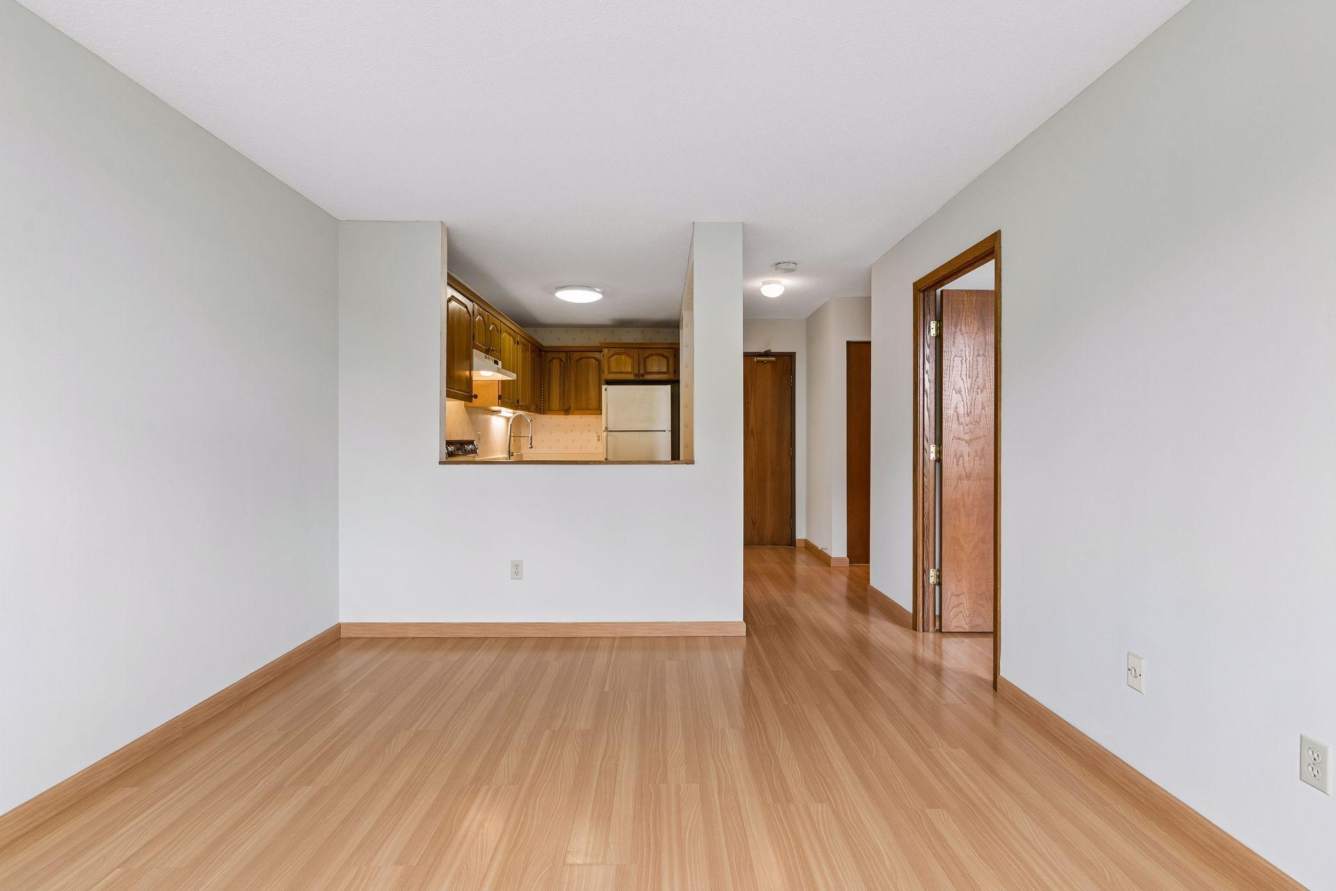 1425 W 28th Street 315 Property Photo 7