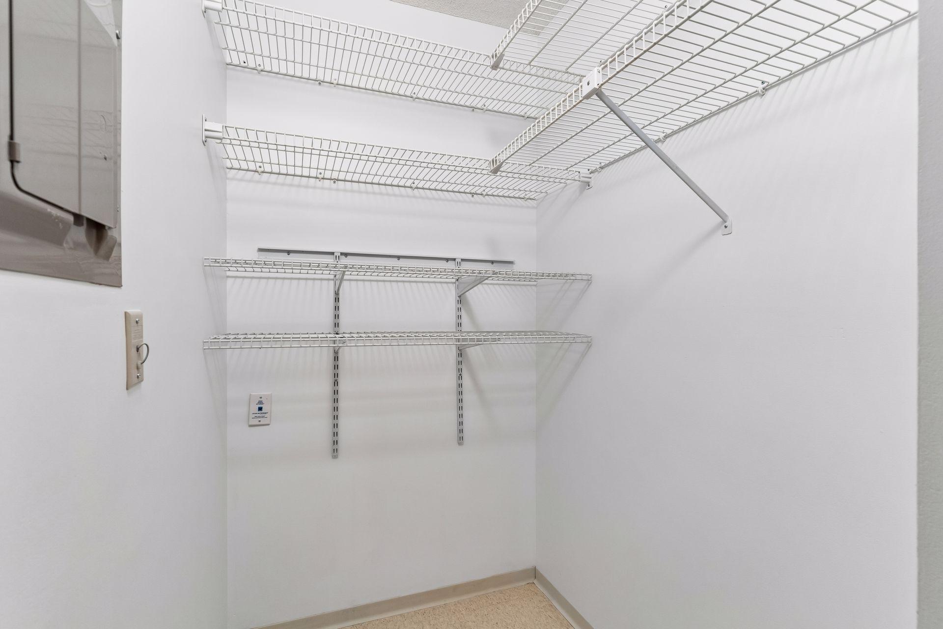 1425 W 28th Street 315 Property Photo 19