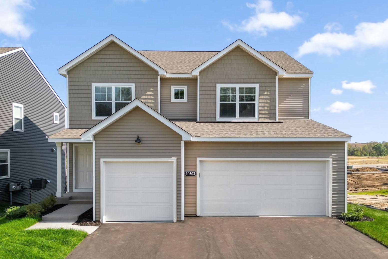 1141 Annagaire Curve Property Photo 1