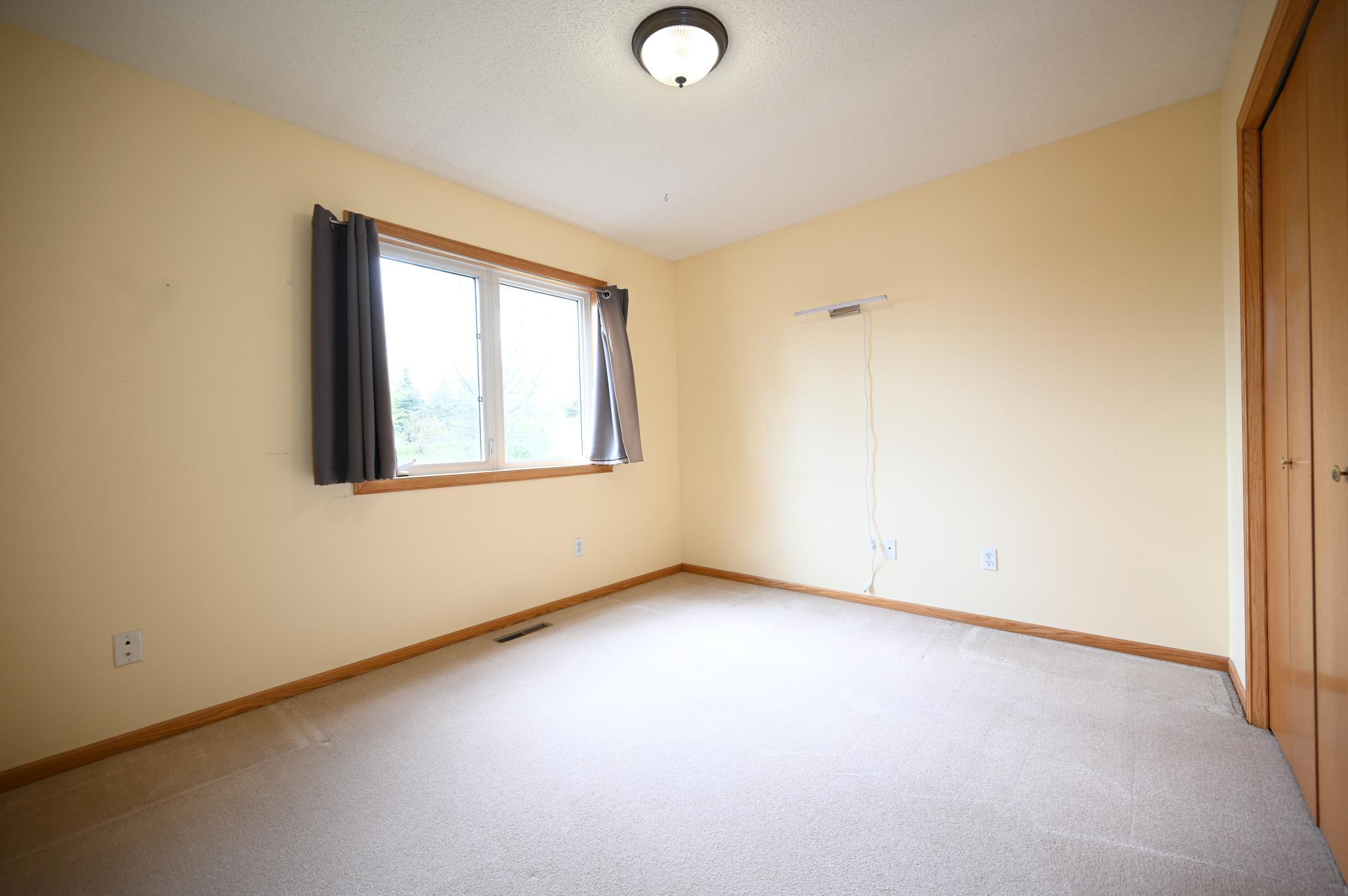 20247 Lake Ridge Drive Property Photo 19