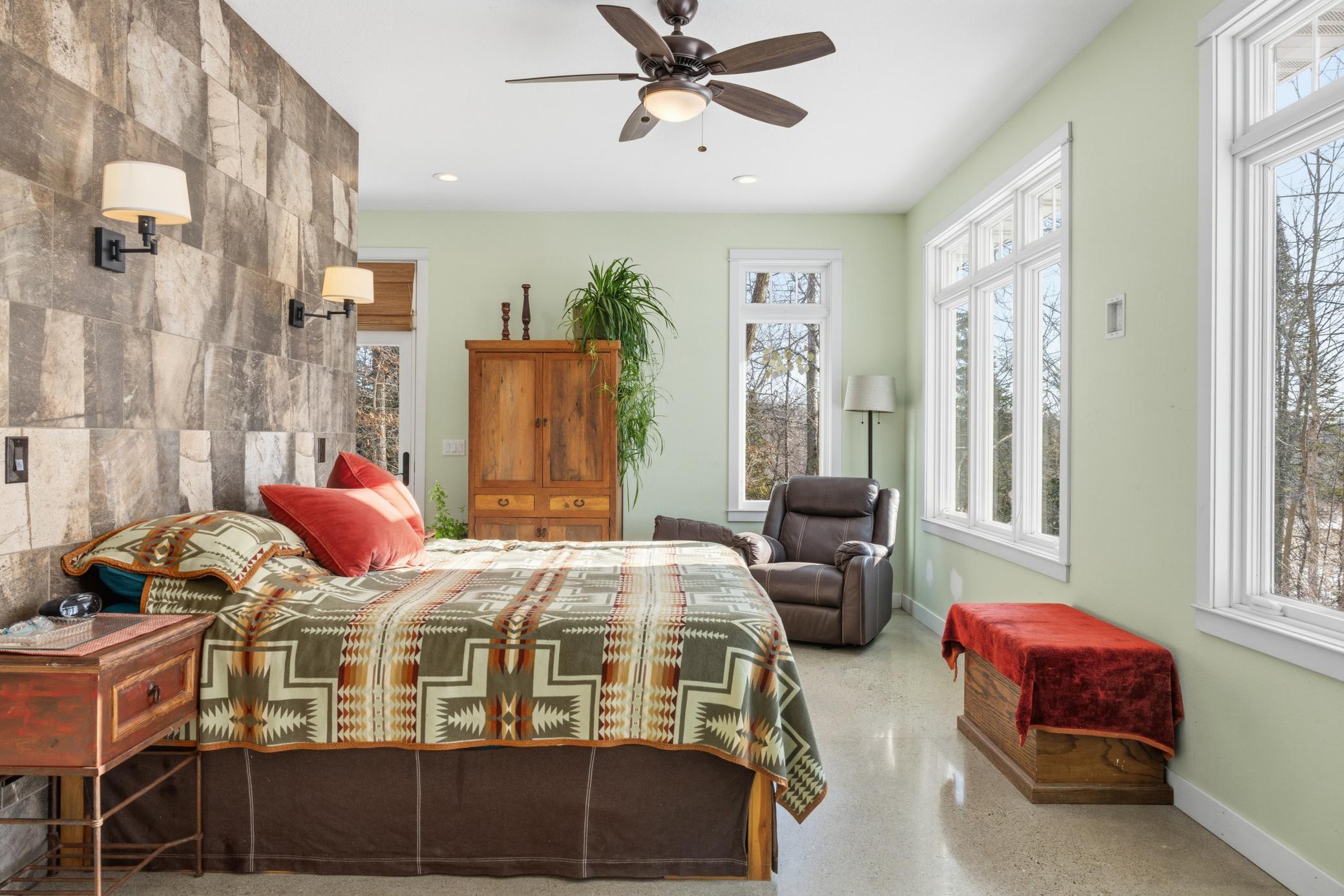 22705 Deep Woods Lane Property Photo 19