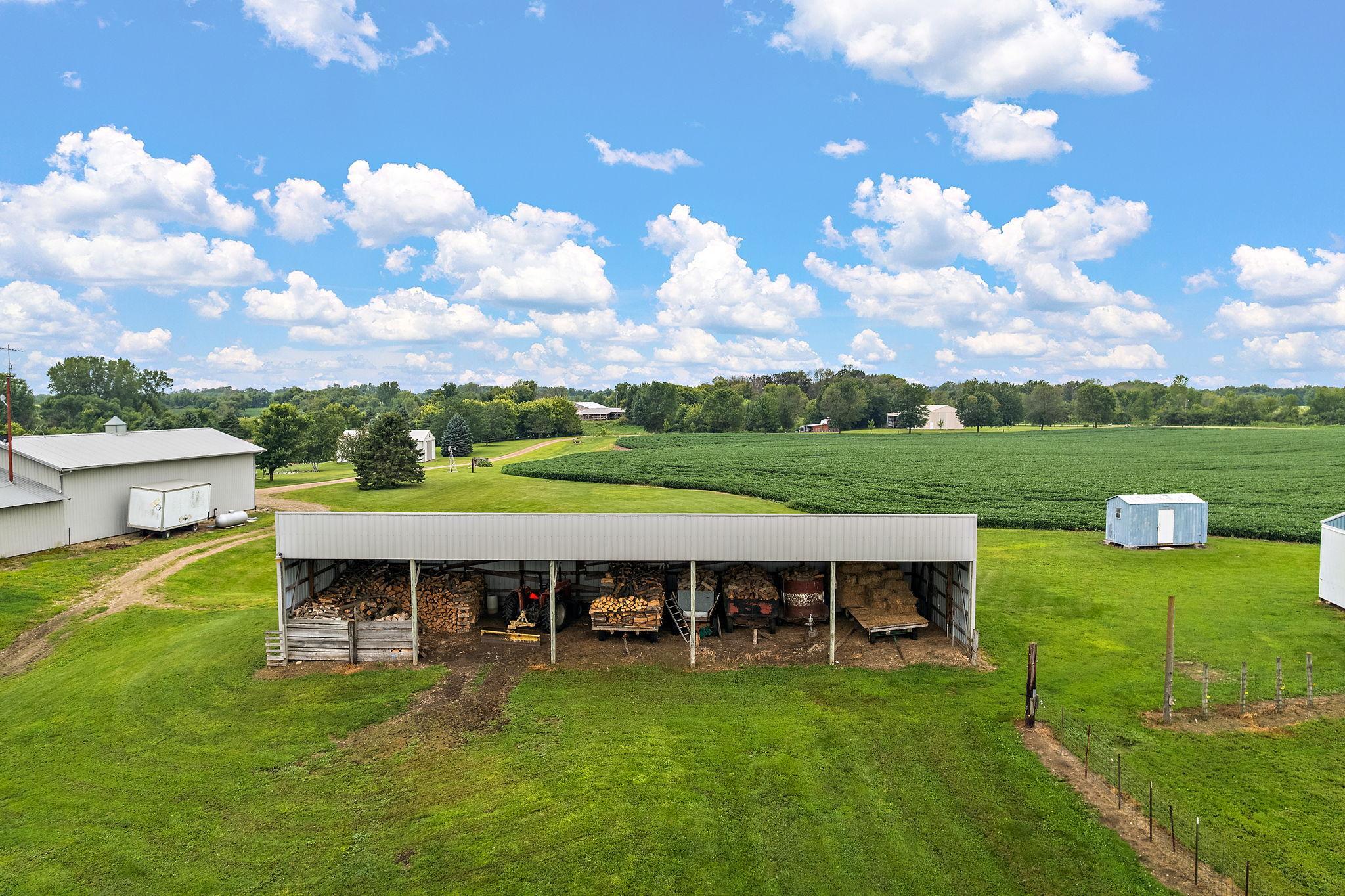 2240 Becker Trail Property Photo 5