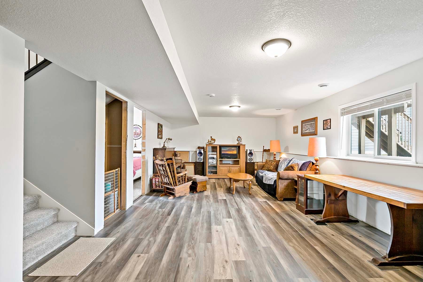 1024 Talon Avenue Property Photo 15