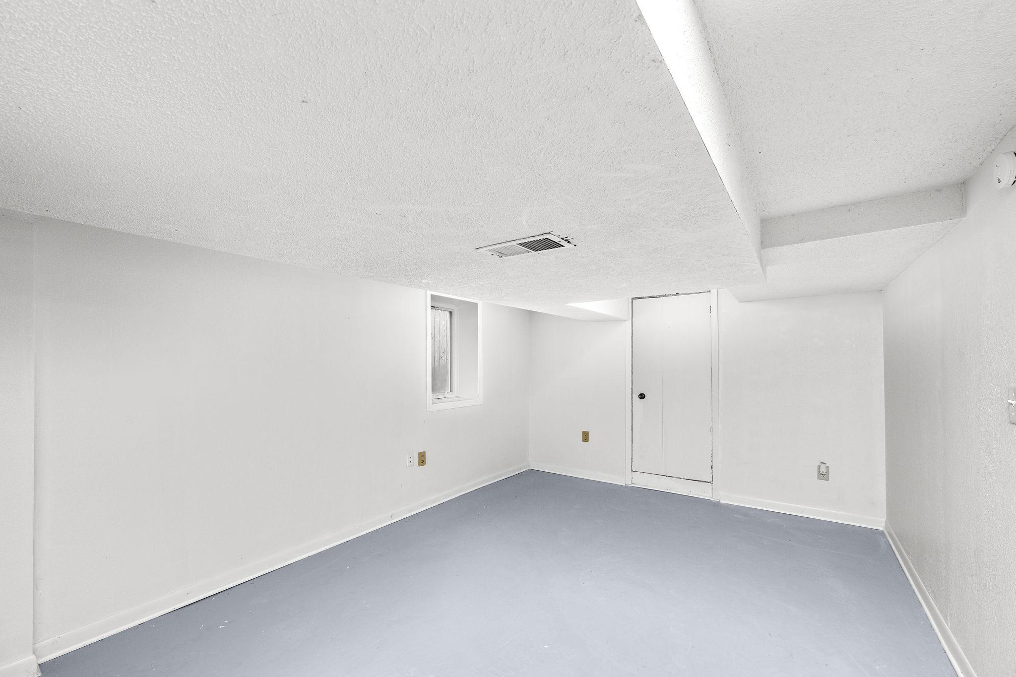 4549 Wentworth Avenue Property Photo 20