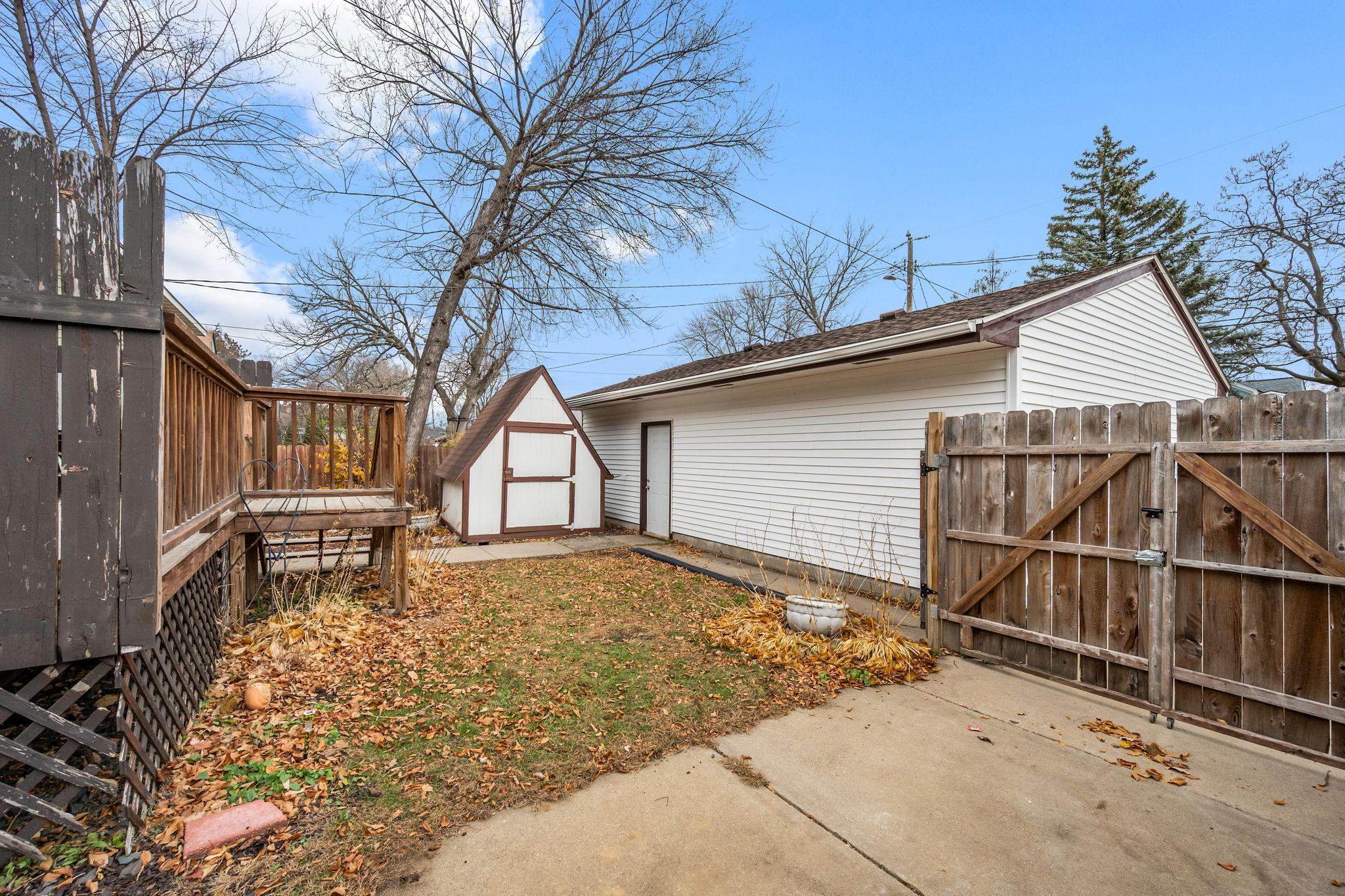 4549 Wentworth Avenue Property Photo 25