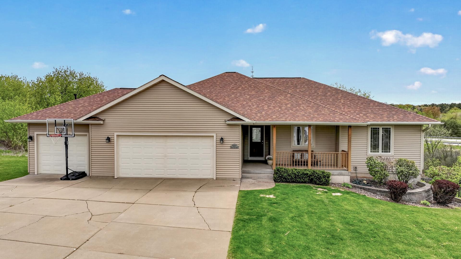 4409 Echo Valley Drive Property Photo 1