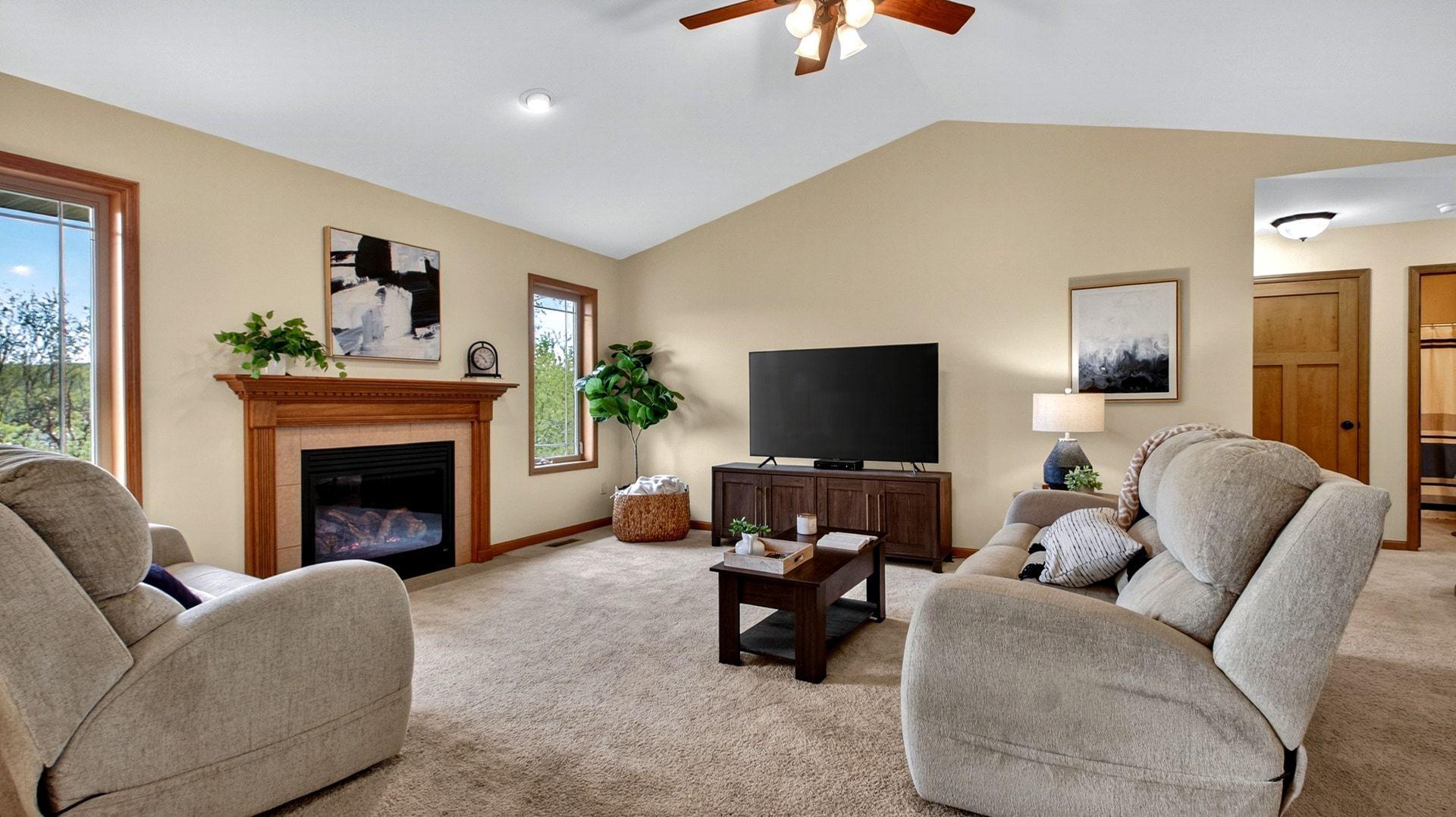 4409 Echo Valley Drive Property Photo 4