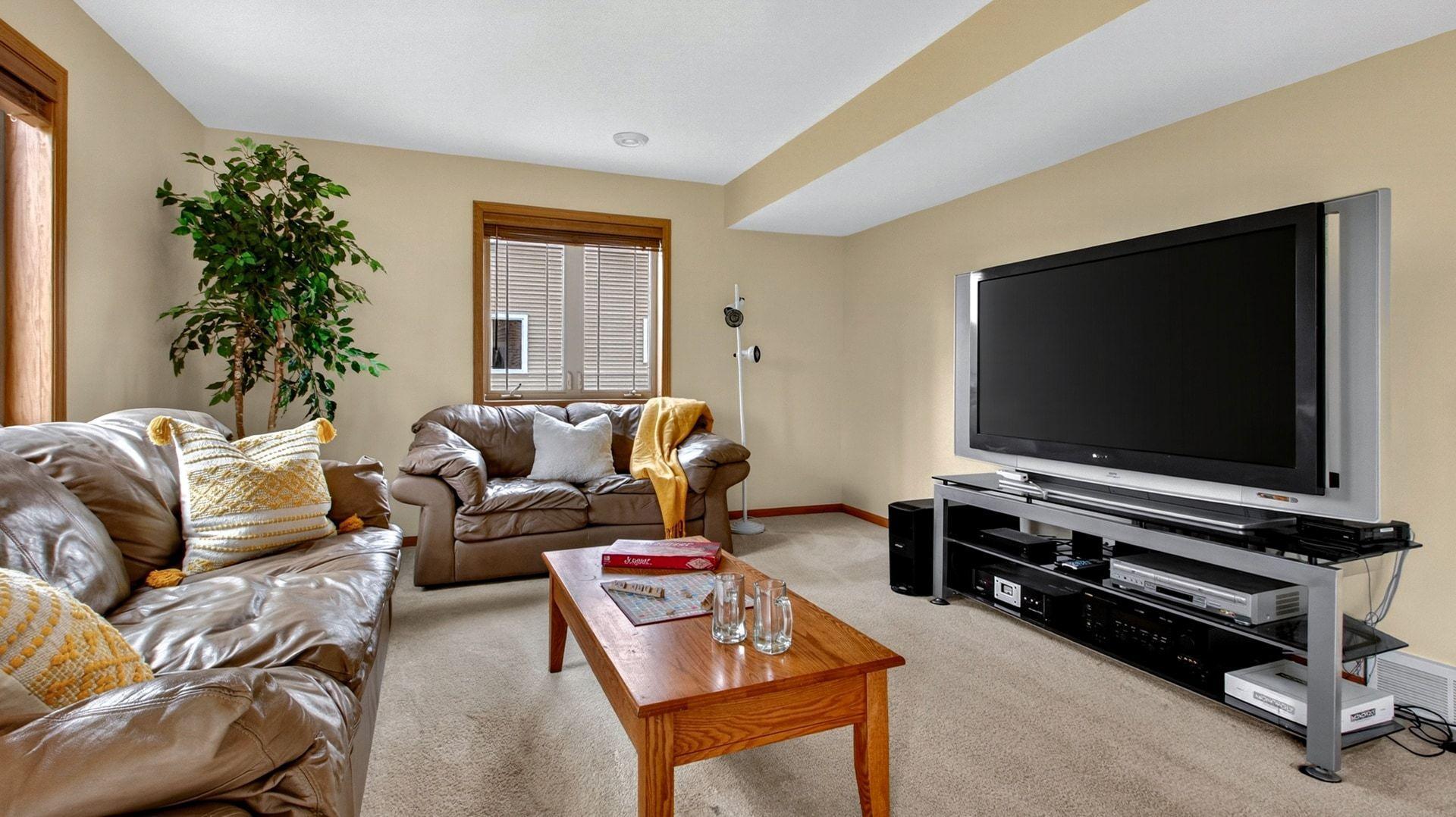 4409 Echo Valley Drive Property Photo 18
