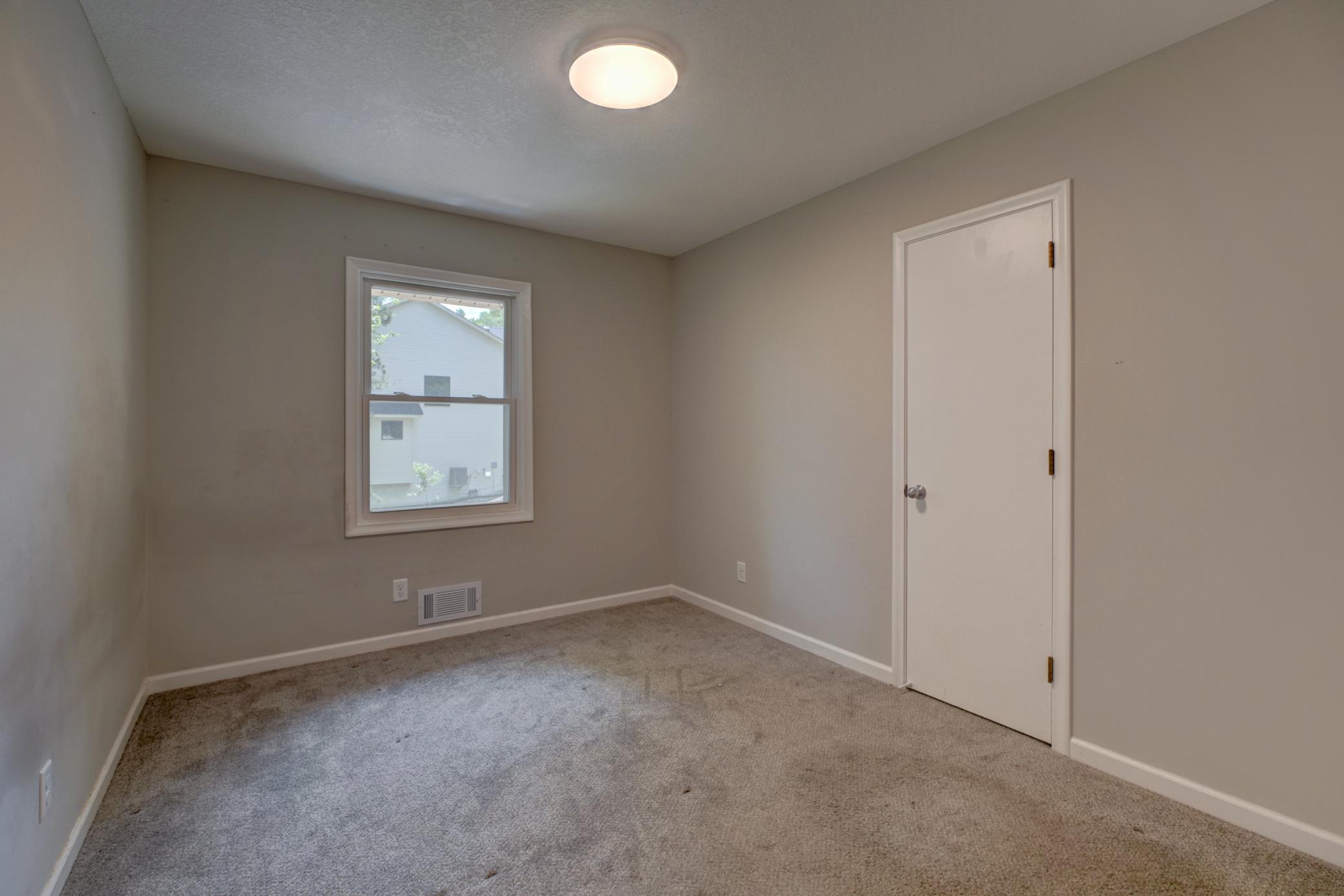 5881 Lexington Avenue N Property Photo 7