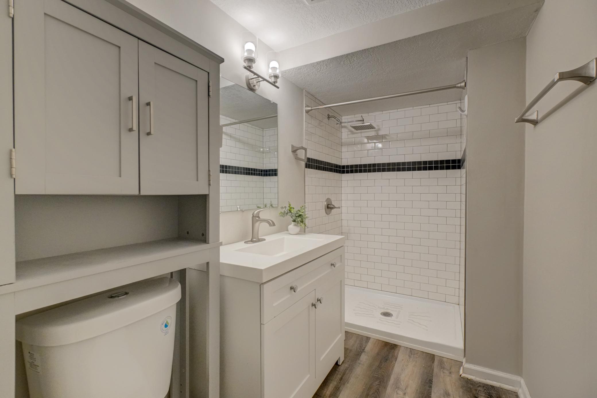 5881 Lexington Avenue N Property Photo 14