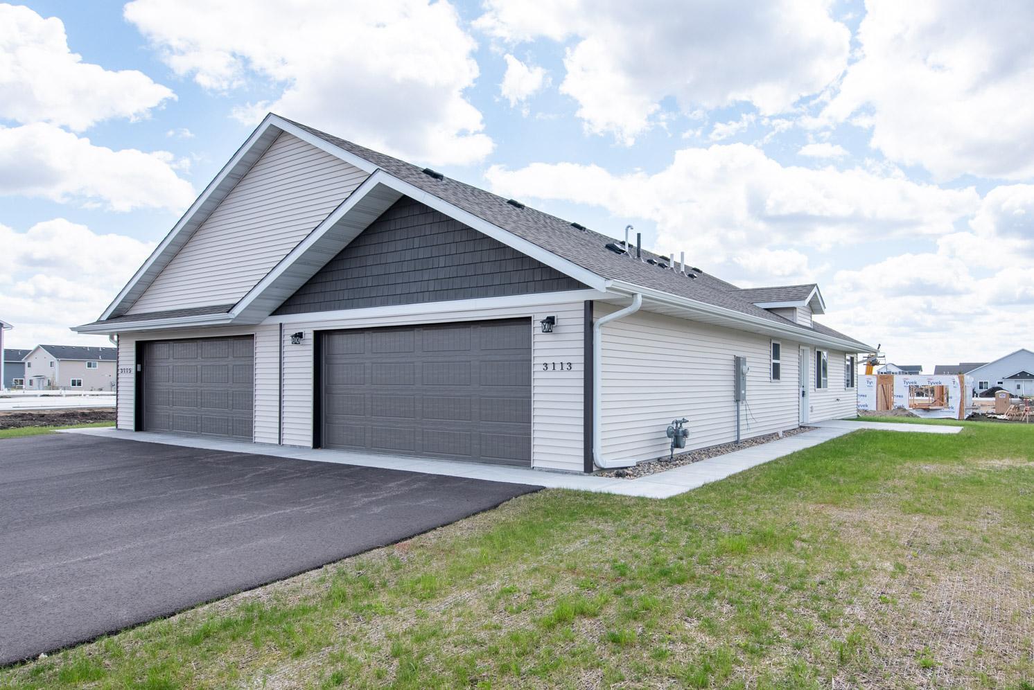 3113 Scotch Lane Property Photo 1