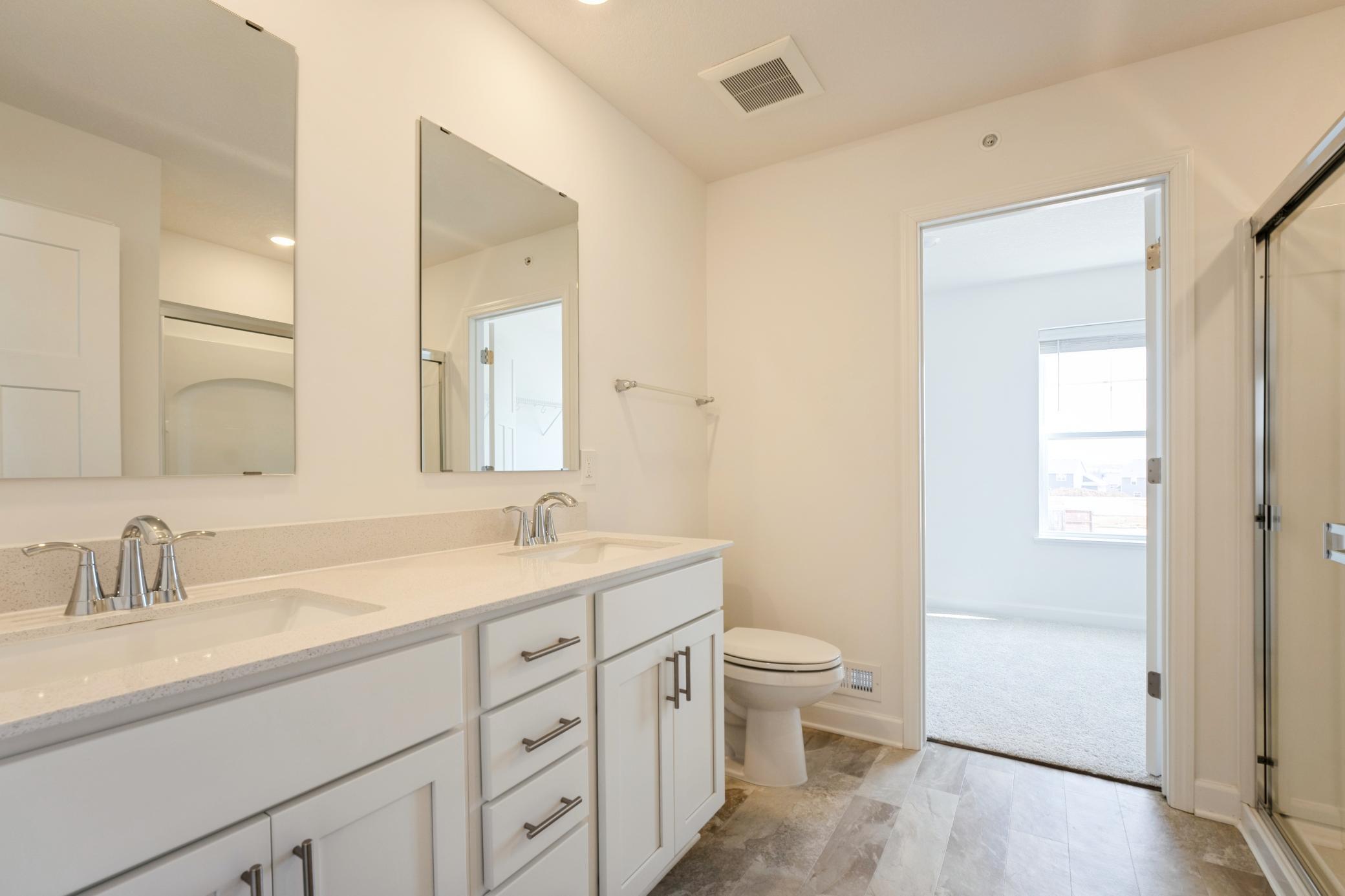 5353 Long Pointe Pass Property Photo 14