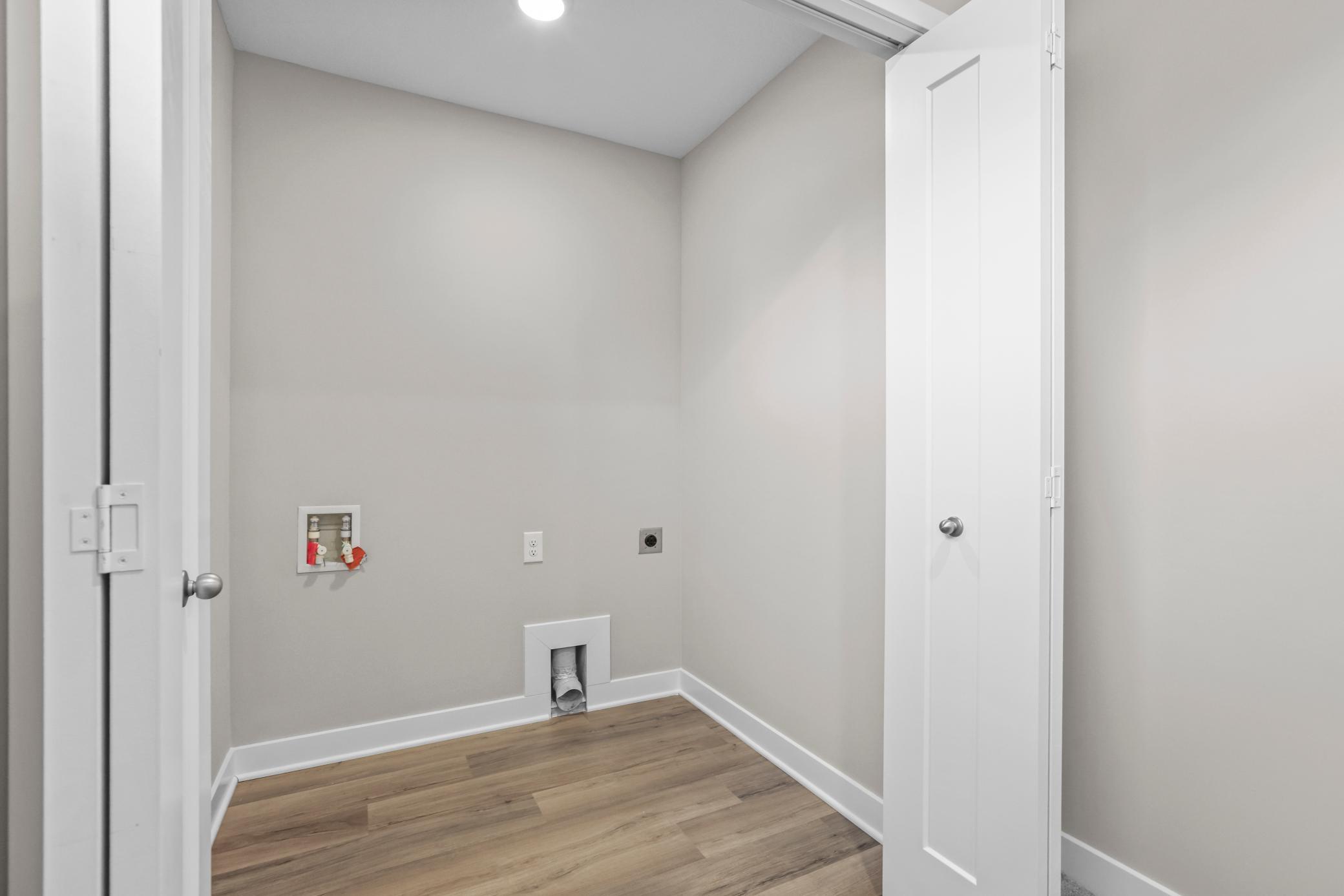 599 Stinson Boulevard Property Photo 24