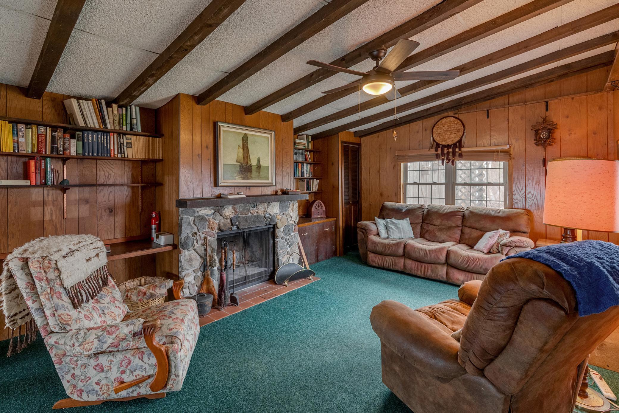 51100 Wolf Ridge Drive Property Photo 4