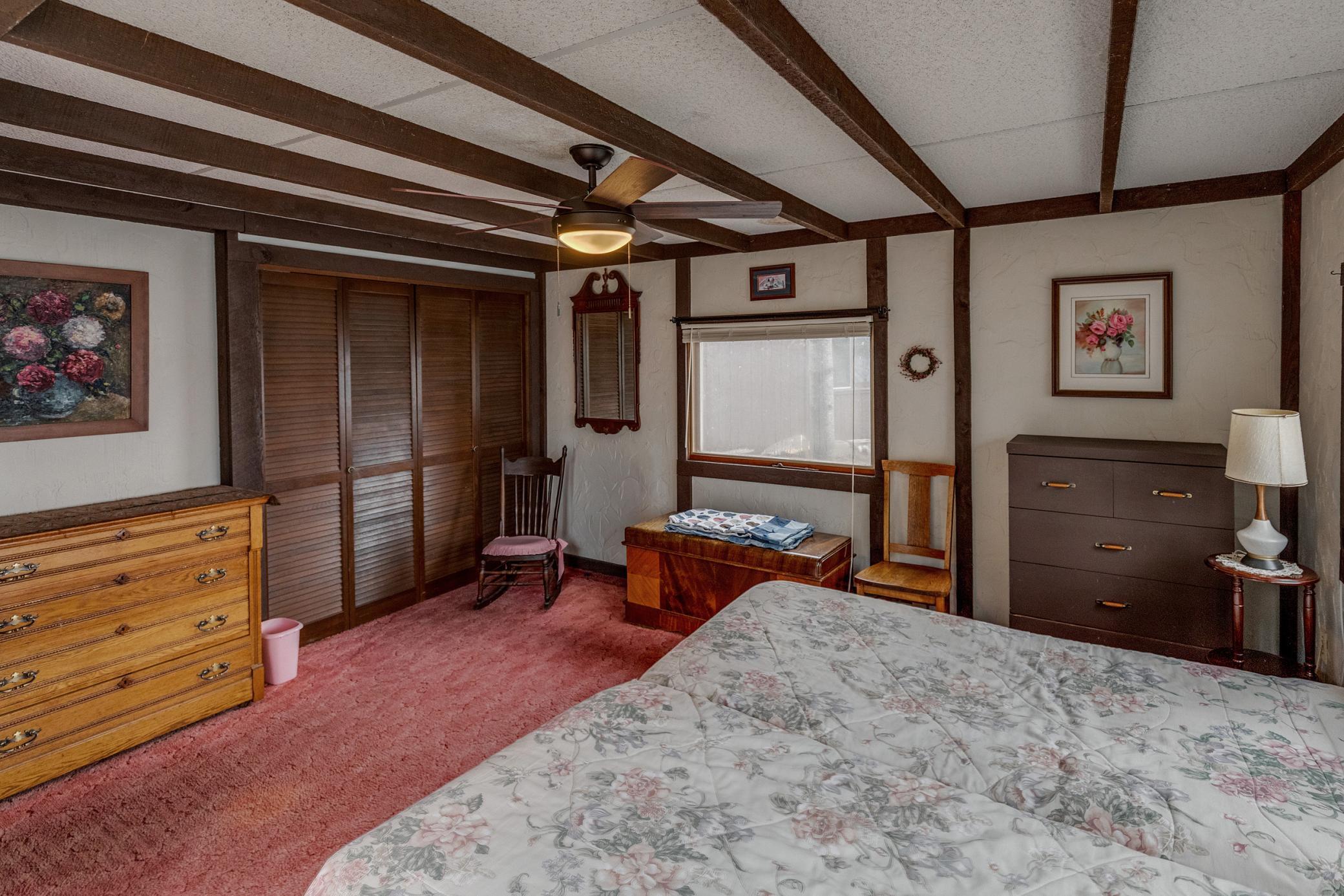 51100 Wolf Ridge Drive Property Photo 12