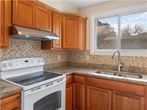 4819 Grenwich Way N Property Photo 21