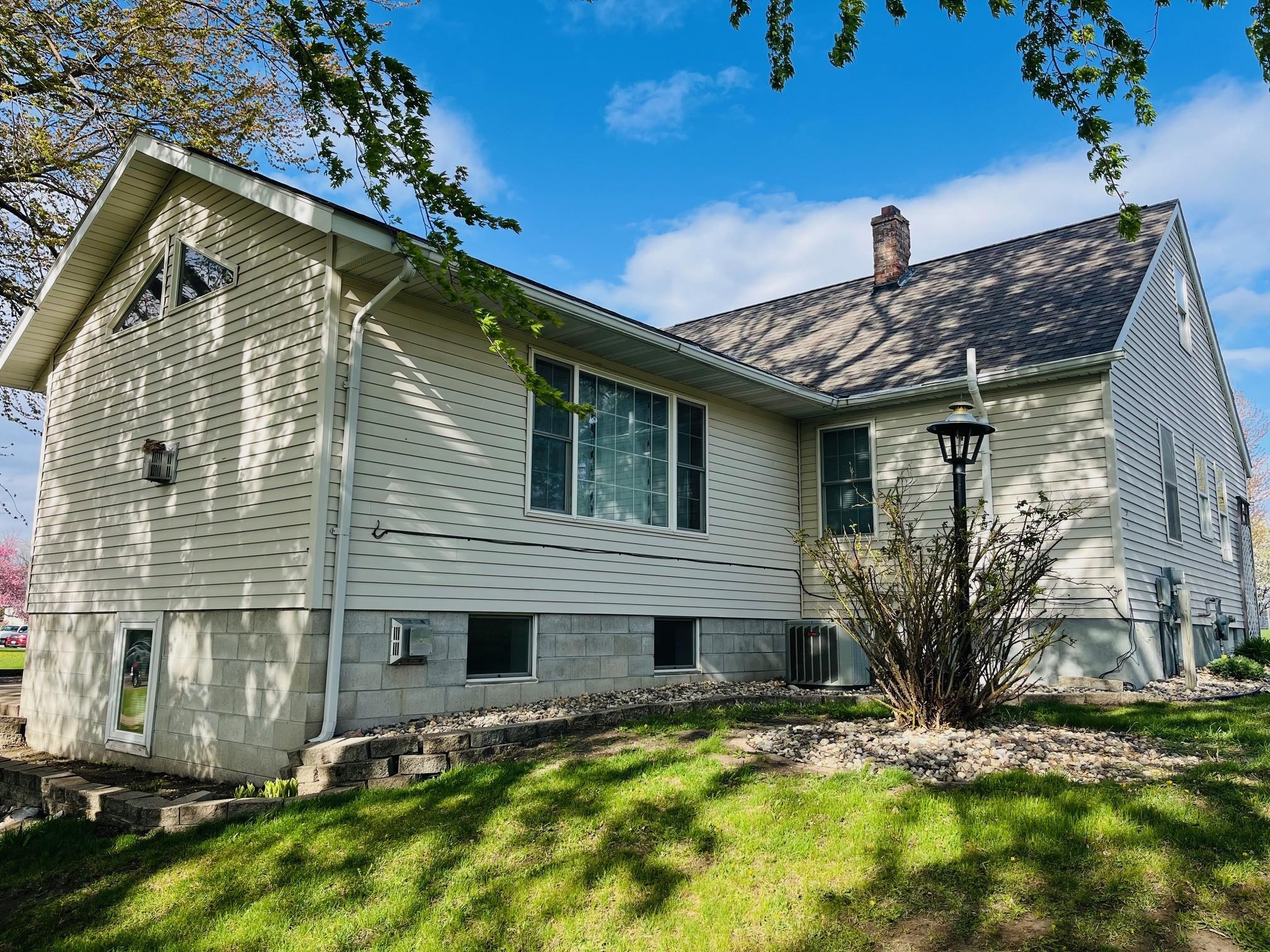 614 12th Street Property Photo 3