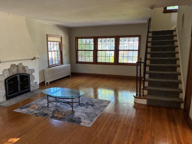 5140 Queen Avenue S Property Photo 6