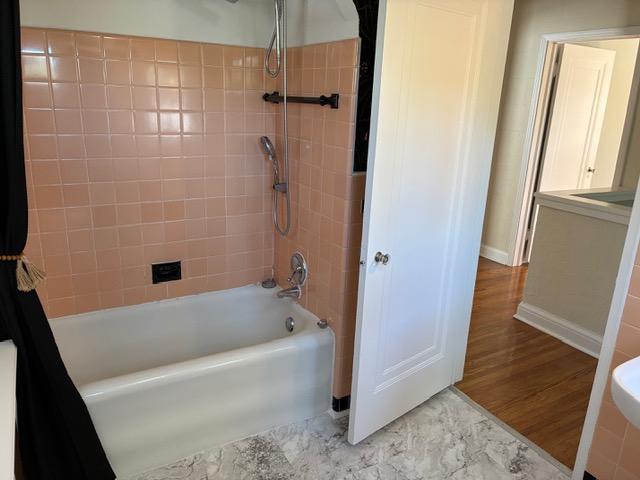 5140 Queen Avenue S Property Photo 12