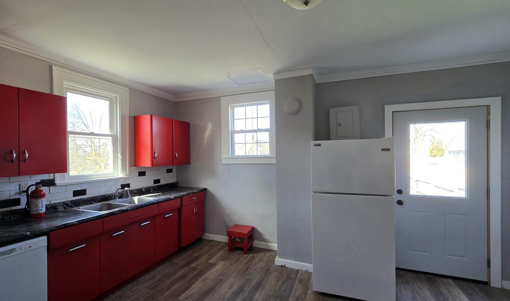 913 Mississippi Avenue Nw Property Photo 8