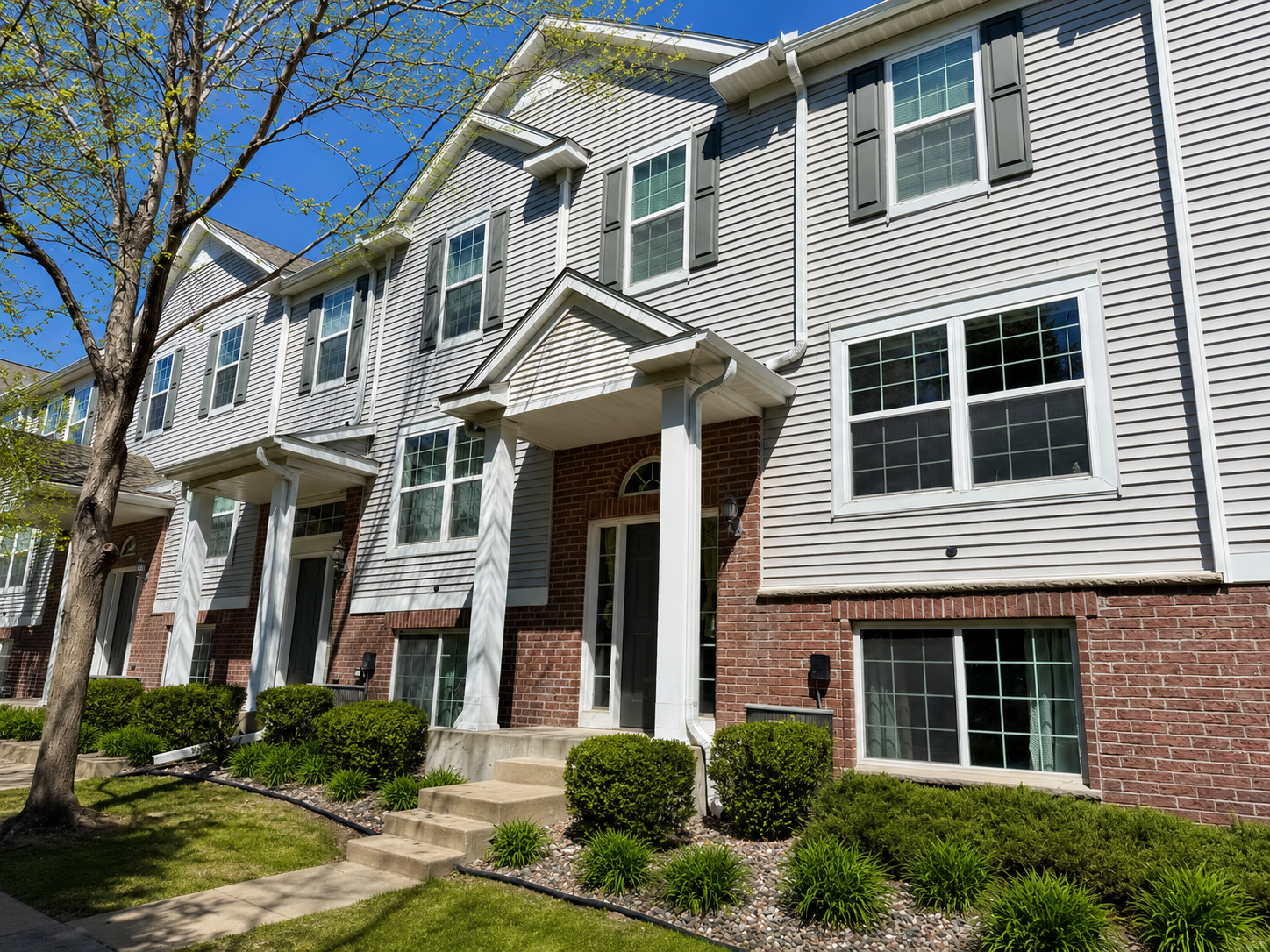 932 Ledgestone Drive Property Photo 1