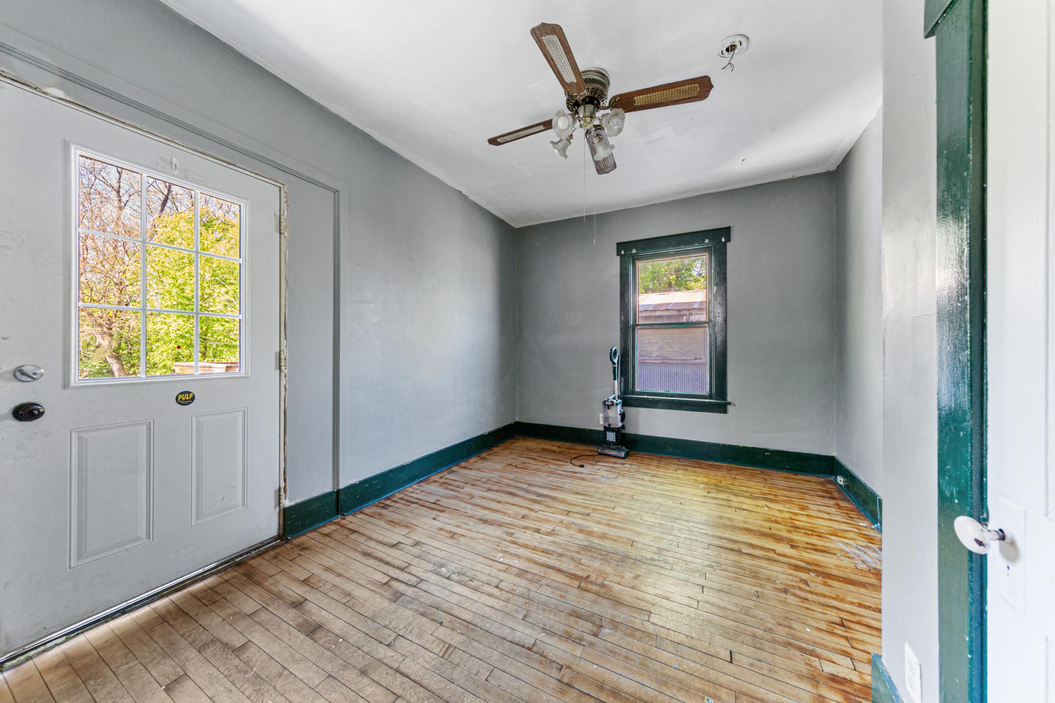 129 W Ruth Street Property Photo 10