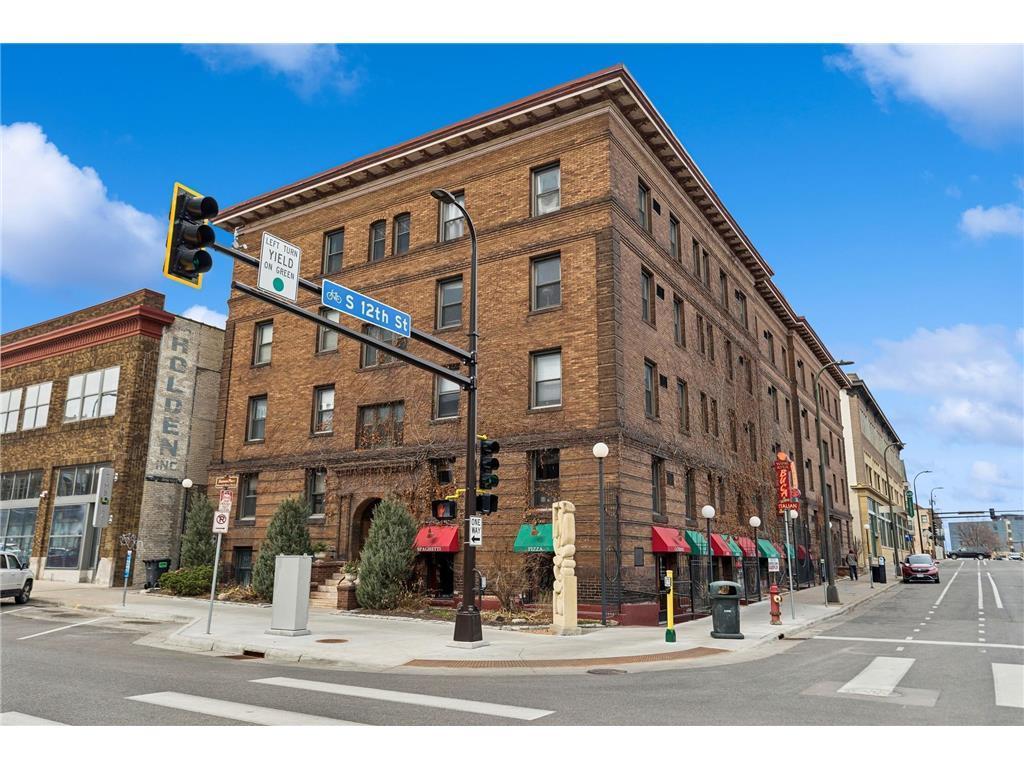 1204 Harmon Place 10