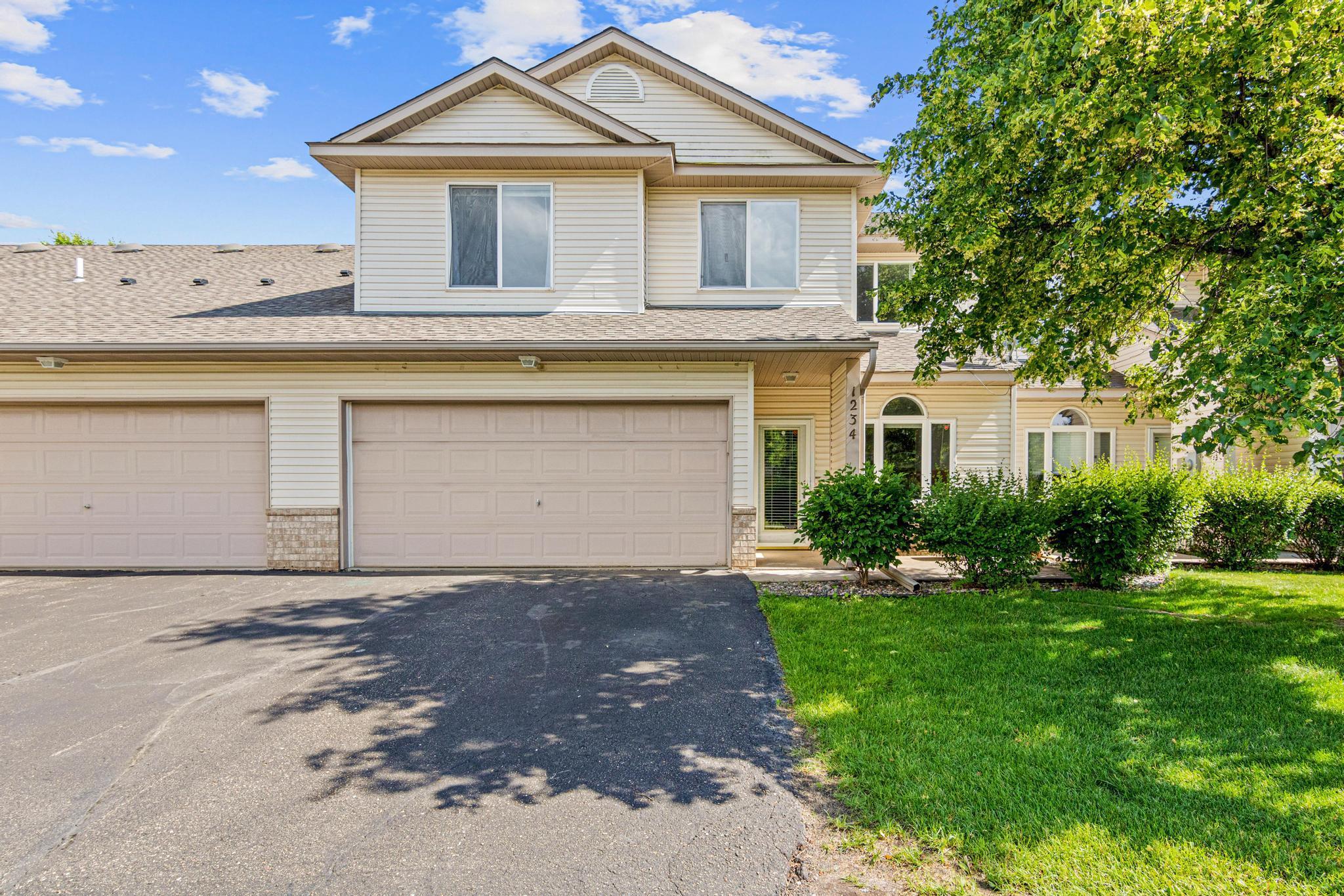 1234 Crystal Place E Property Photo 1