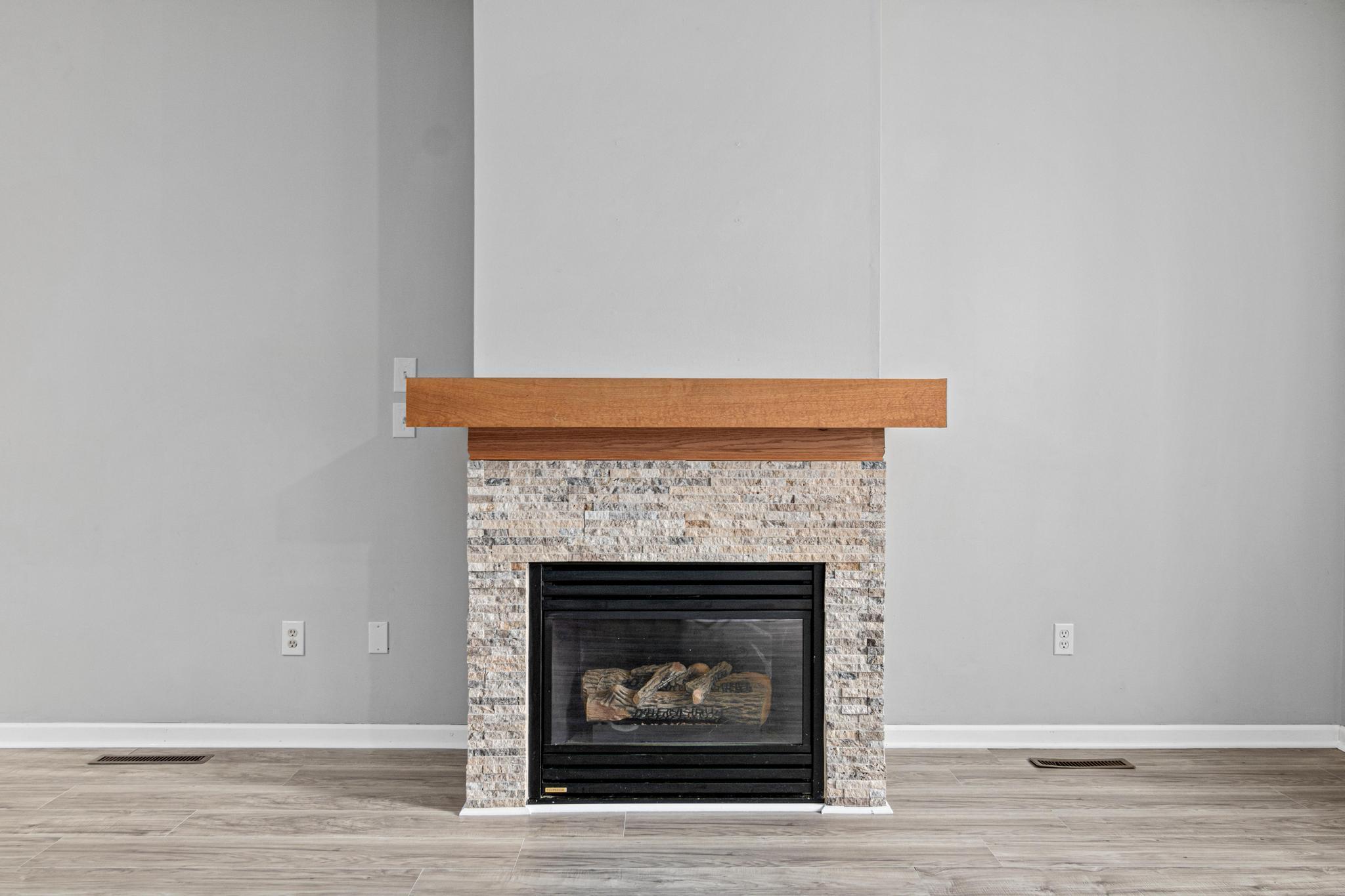 1234 Crystal Place E Property Photo 7