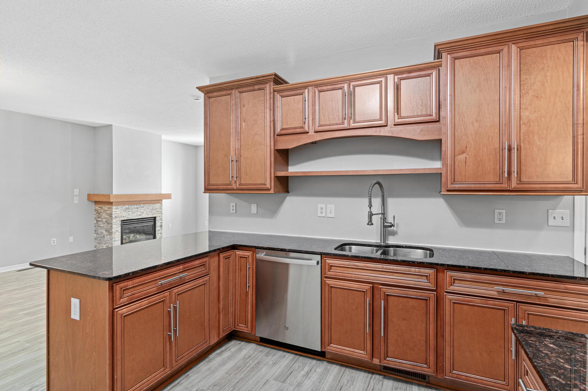 1234 Crystal Place E Property Photo 15