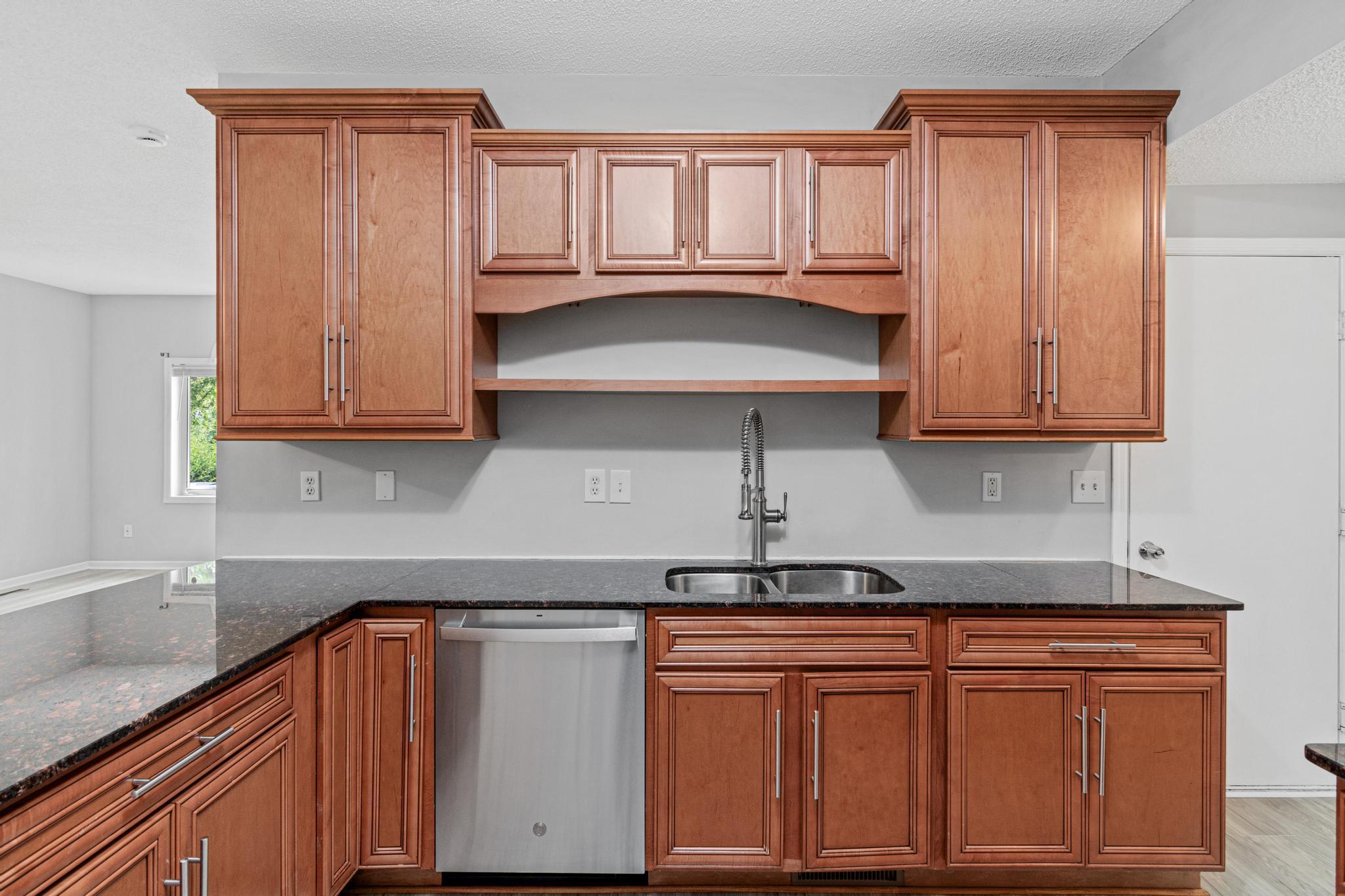 1234 Crystal Place E Property Photo 16