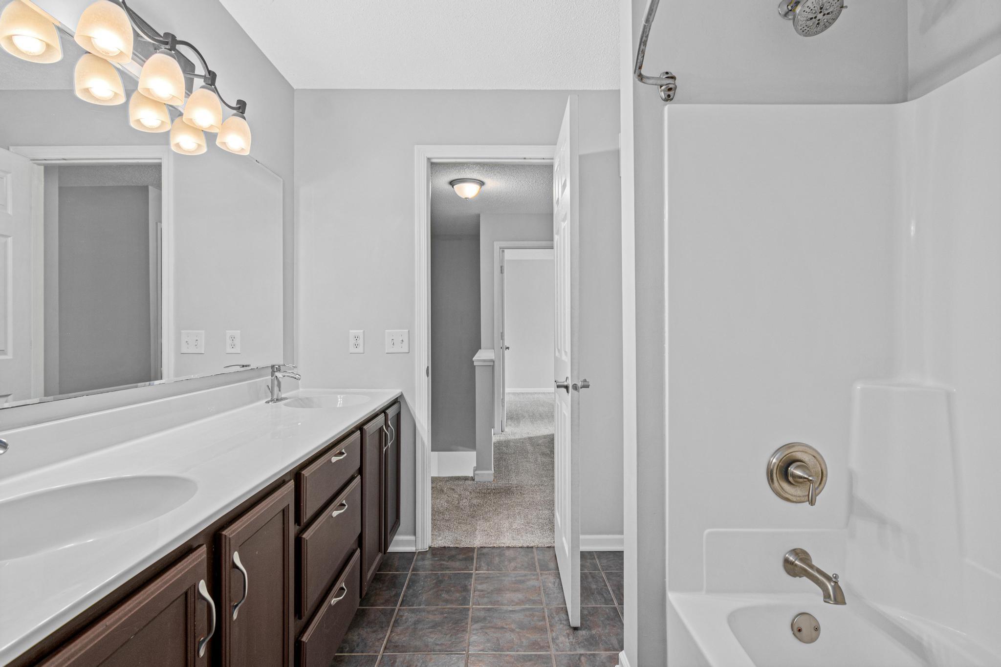1234 Crystal Place E Property Photo 27
