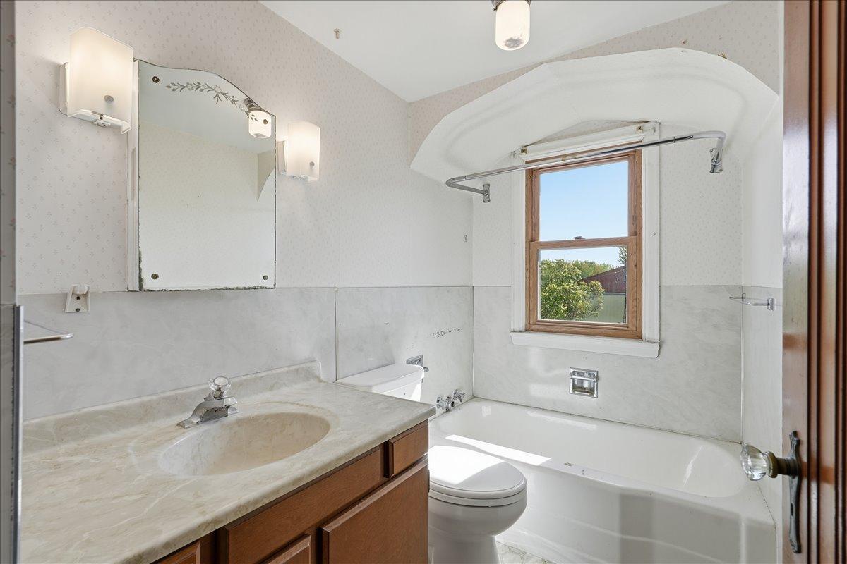 1862 130th Avenue Property Photo 15