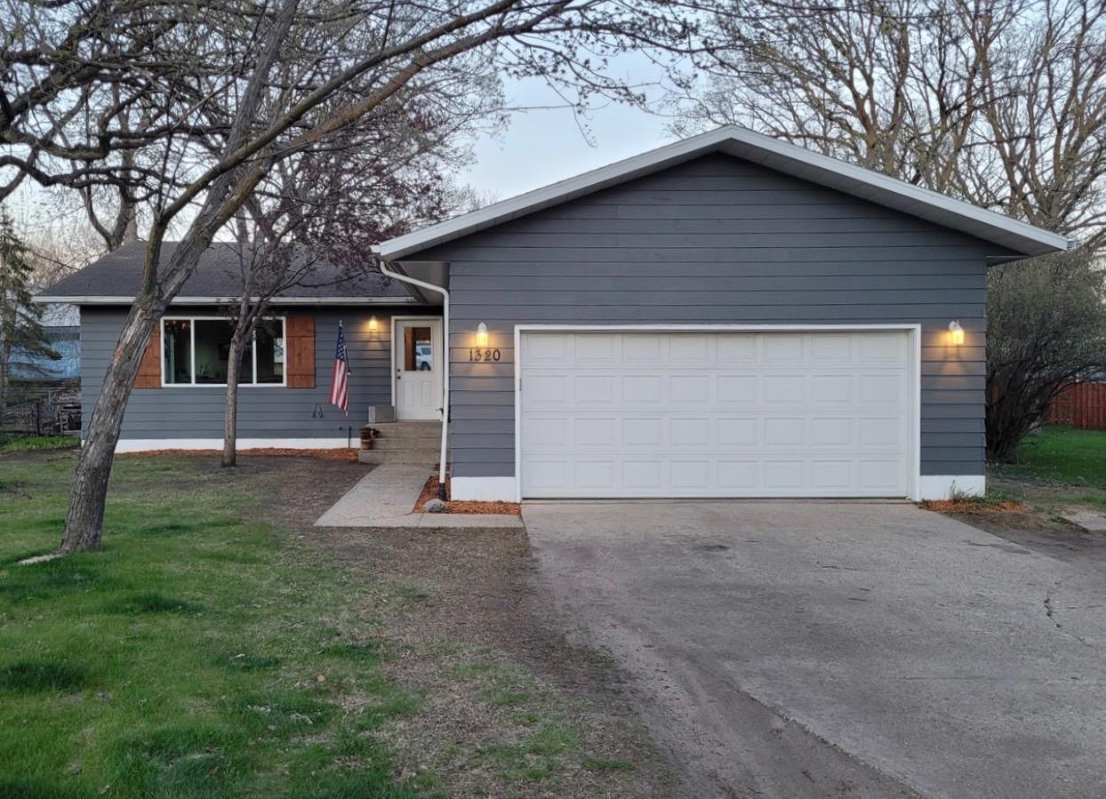 1320 Lori Avenue Property Photo 1