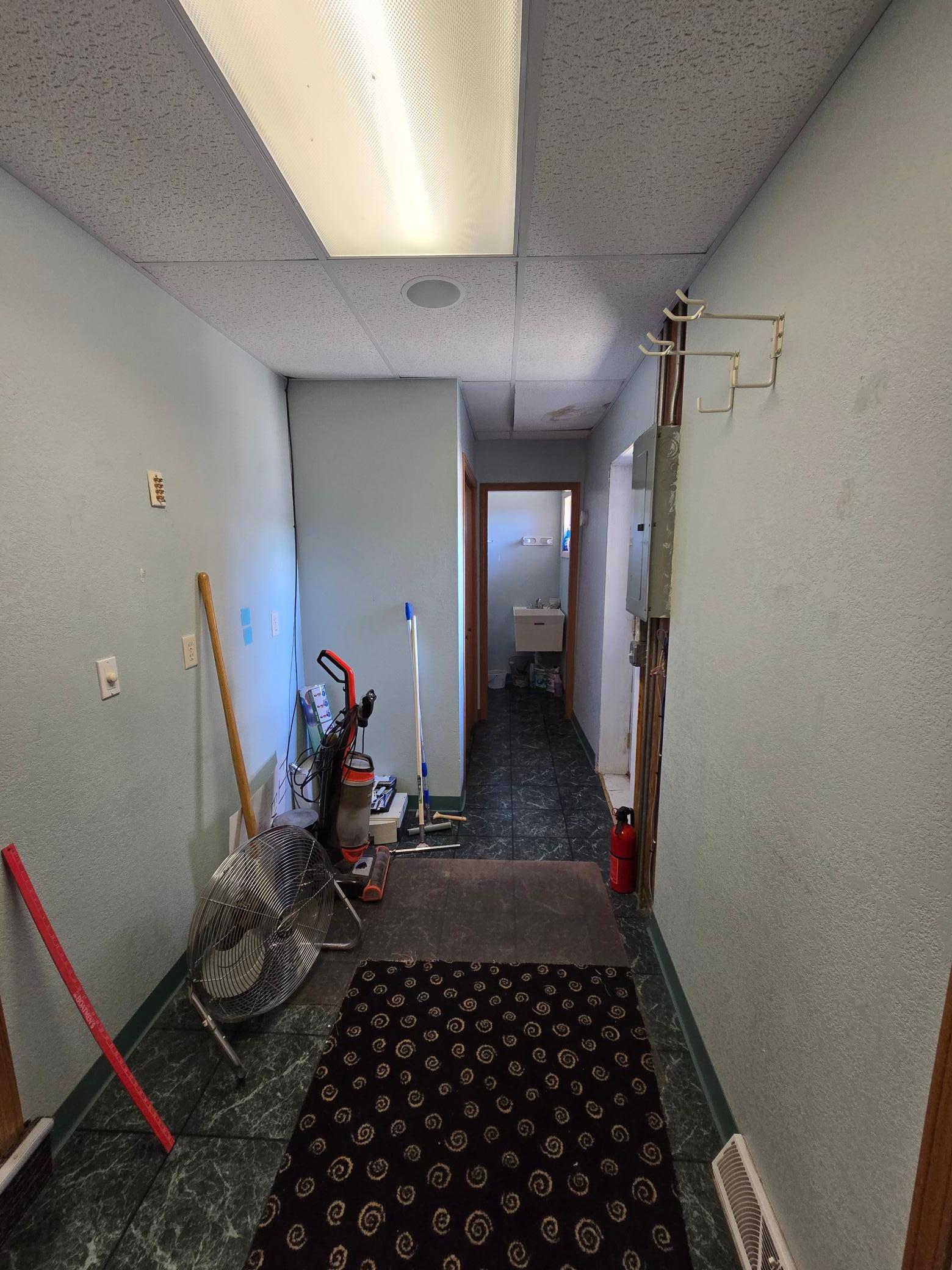 115 N Broadway Street Property Photo 10