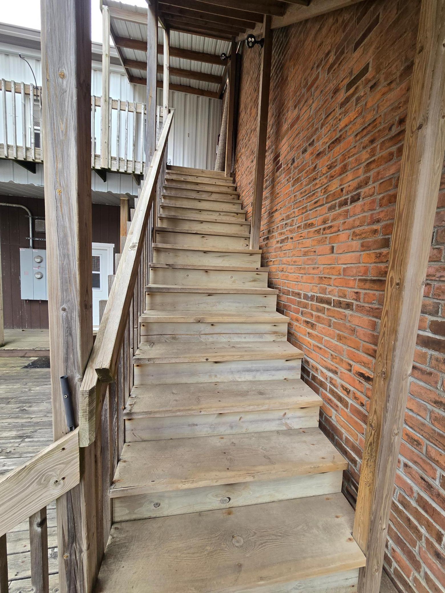 115 N Broadway Street Property Photo 20