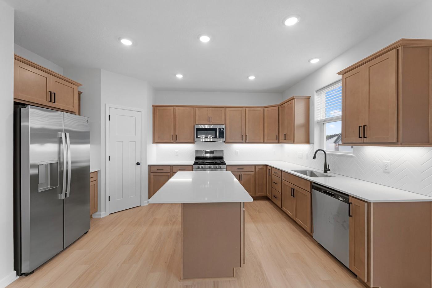 10559 Glenbrook Avenue S Property Photo 11