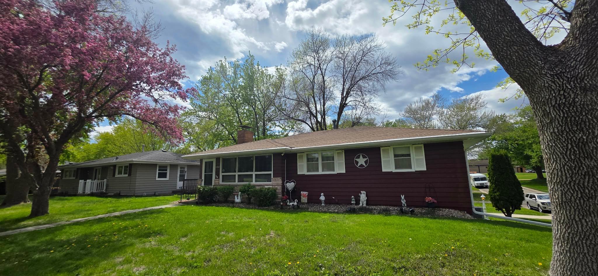 1702 Frank Hall Drive Property Photo 2
