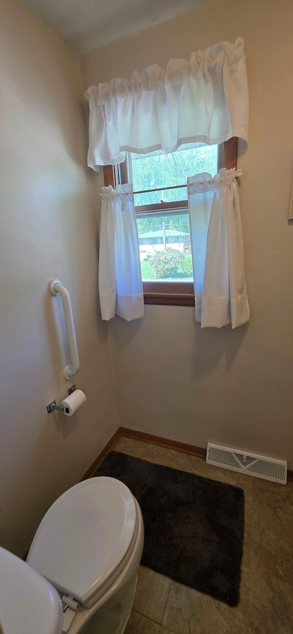 1702 Frank Hall Drive Property Photo 31